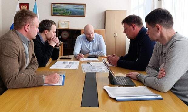 В Котласе обсудили развитие коммунальной инфраструктуры: реконструкцию очистных систем, инвестпрограммы и расселение аварийного жилья