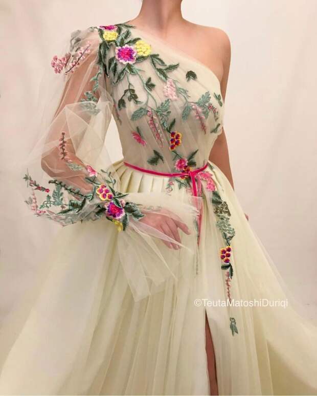 Непростой путь к мечте Теуты Матоши 20+ сказочных платьев бренда euta atoshi, фото № 22