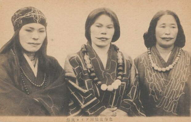 6 самых жестоких испытаний, на которые ради красоты идут женщины из разных стран мира