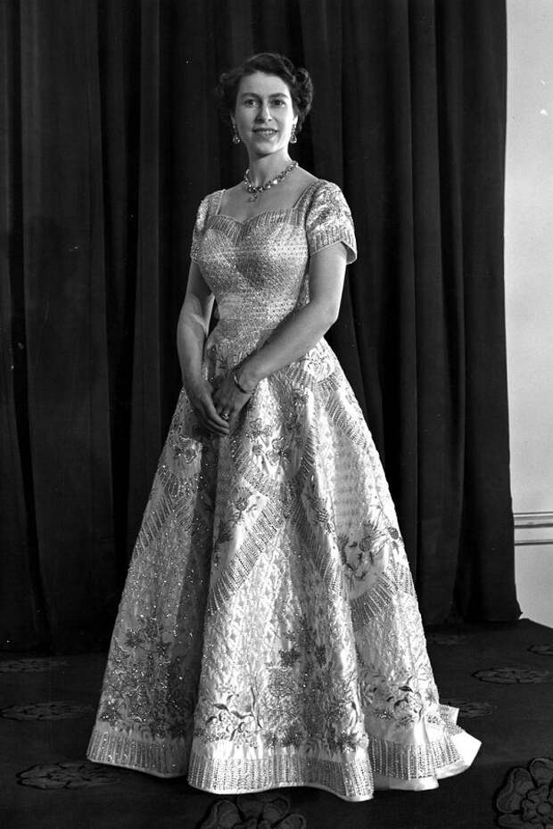 Платье для коронации Елизаветы II