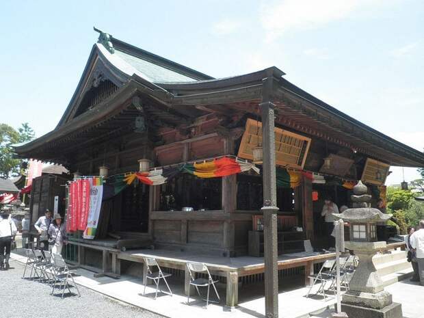 В Японии есть храм женской груди