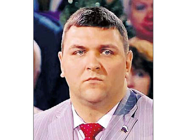 Денис МЕРКУЛОВ негодует от наглости телевизионщиков. Кадр Первого канала
