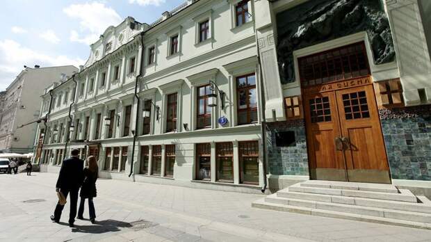 Александринский театр отправится на большие гастроли в Москву