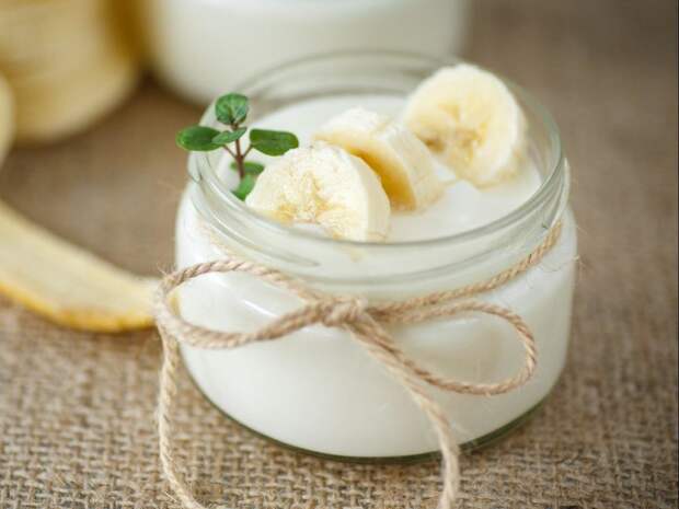 banana-i-jogurt-maska-za-lice-1024x768