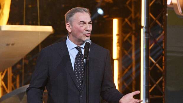 Третьяк о самом необычном подарке на день рождения: «Леонид Якубович подарил светильник шахтера. Он говорил: ты всегда в хоккейной шахте»