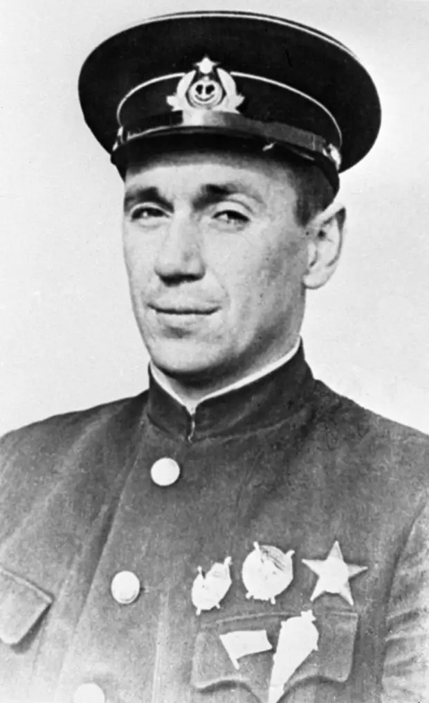 «Талантливый авиационный командир»: какую роль советский лётчик Николай Остряков сыграл в борьбе с нацизмом...