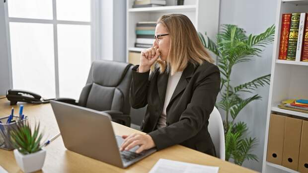 Россиянам напомнили о возможности уйти на больничный не только в случае болезни