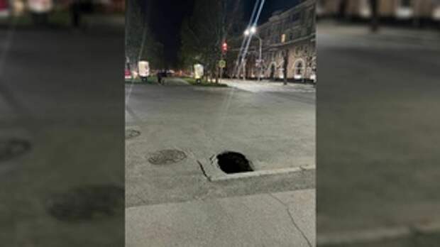 Яма на проспекте Ленина / Фото: 