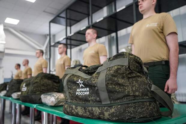 Генштаб назвал эксперимент с электронными повестками в четырех регионах РФ успешным