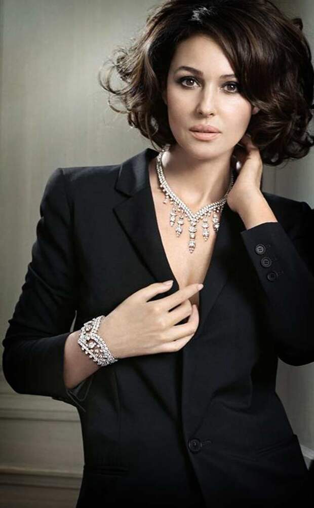 Monica Bellucci for Cartier