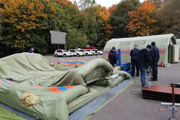 В Зеленоградском управлении столичного Департамента ГОЧС и ПБ тренируются сотрудники В Зеленоградском управлении столичного Департамента ГОЧС и ПБ тренируются сотрудники