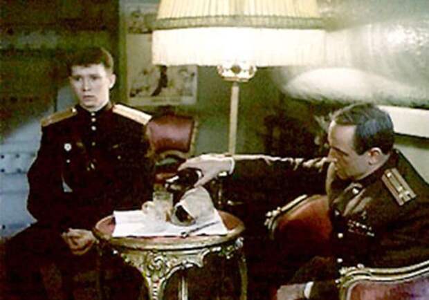 Кадр из фильма *Анкор, еще анкор!*, 1992 | Фото: kino-teatr.ru