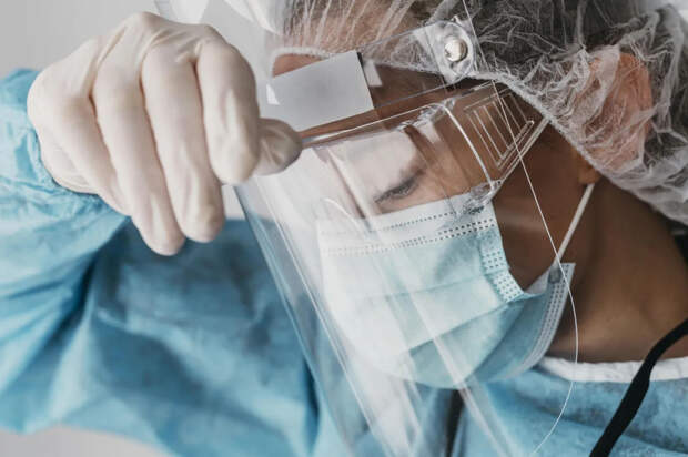 Подарили возможность ходить: петербургские врачи провели сложнейшую операцию на позвоночнике