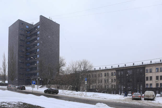 Вид на Подъёмную улицу. Раньше здесь были корпуса завода «Подъёмник». Фото: Михаил Подобед