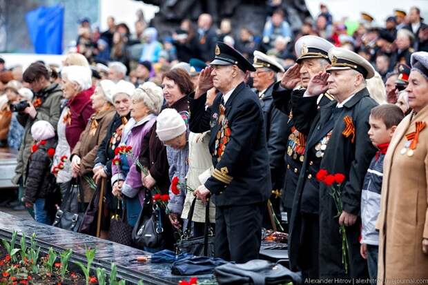 Поздравляем с Днём Великой Победы!