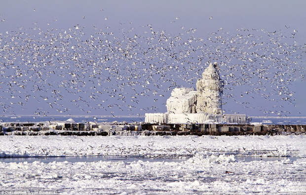 Маяк West Pierhead в Кливленде