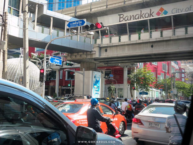 Streets-Bangkok-Thailand-11.jpg