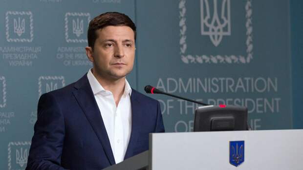 Зеленский заявил, что будет защищать украинский язык