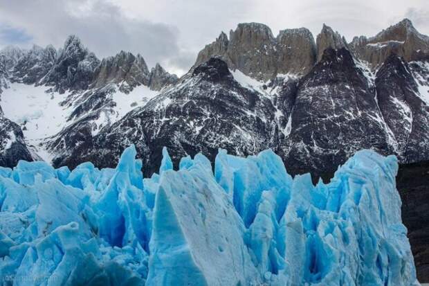 Голубой ледник на просторах Патагонии
