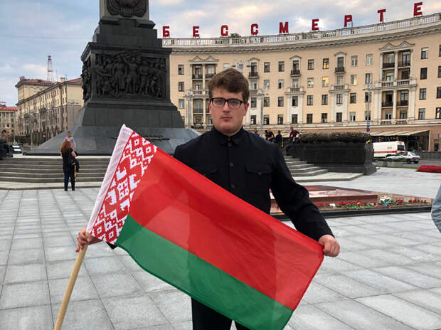"Мерзкие морды": в Белоруссии разгорелась тихая гражданская война