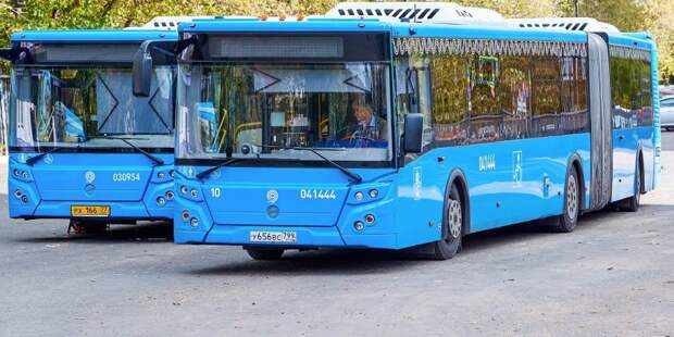 Проходящий по Ленинградке автобус № 904 переименуют