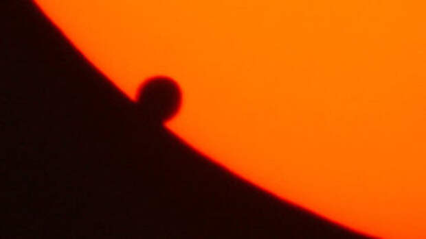 Прохождение Венеры по диску Солнца в 2004 году