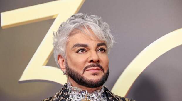 Юрист рассказал, какие последствия грозят Киркорову за курение в аэропорту