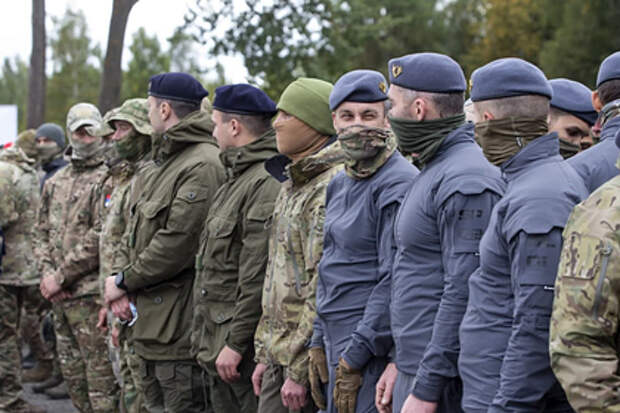Бойцов самого засекреченного российского спецназа заметили в новых беретах