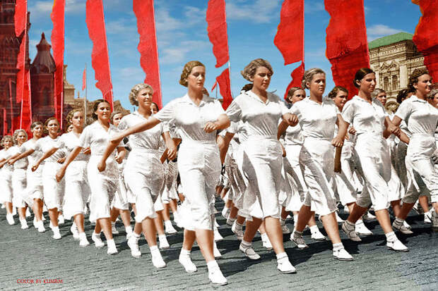 13. Парад физкультурников на Красной площади, 1937 год время, россия, фотография, цвет