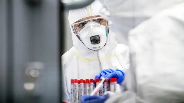 Британский штамм коронавируса зафиксировали в России в конце 2020 года