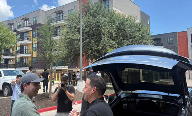 Tesla Model Y Tesla Model Y