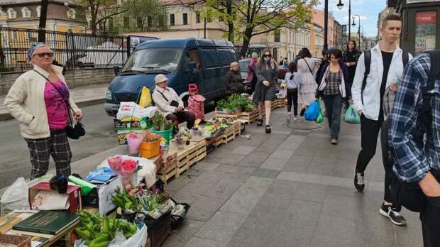 От торговли на рынке до мечты сыграть персонажа Ремарка: откровенное интервью с Сергеем Плотниковым