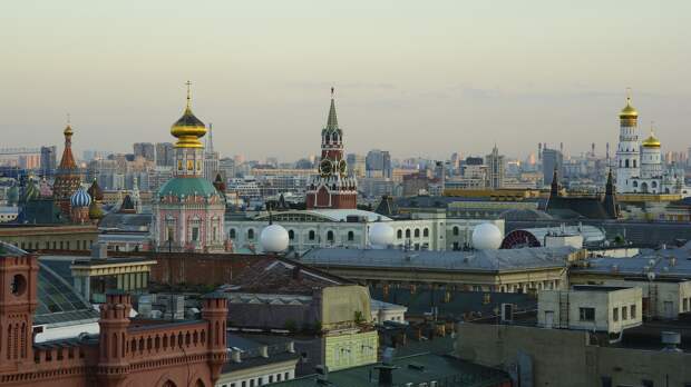 Гидрометцентр предупредил москвичей о похолодании до +10 градусов в среду