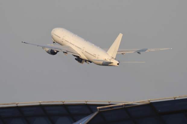 «Мокрый» лизинг: Кто арендует для России самолеты вместе с экипажем