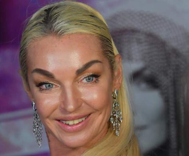 Волочкова заявила, что ни один ее экс-возлюбленный не может выстроить новые отношения