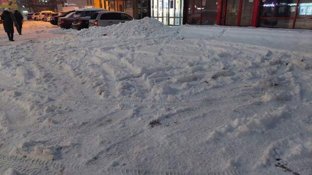 Нижний Новгород снова накрыл снегопад: сугробы подрастут ещё на 6 см