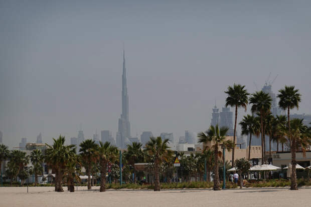 Россиян призвали отказаться от попыток покинуть ОАЭ по суше