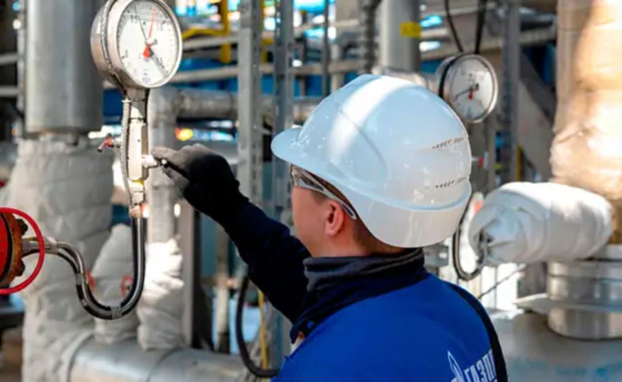 Враждовать с Россией дорого. ЕС вынужден переплачивать за поставки газа рекордные суммы