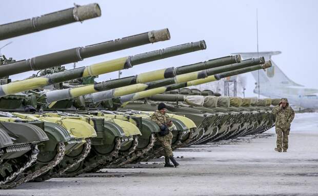 Из Украины делают передовой рубеж борьбы с Россией