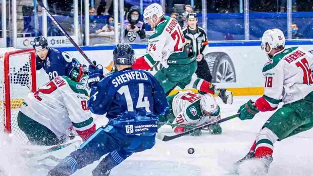 Дубль Кагарлицкого помог «Ак Барсу» обыграть «Сибирь» в матче КХЛ