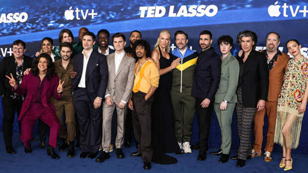 Apple показала первые кадры четвертого сезона "Теда Лассо" – премьера состоится летом 2026 года