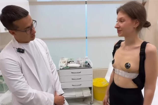 Мамаева показала грудь похудевшей на 70 килограммов подруги после пластики