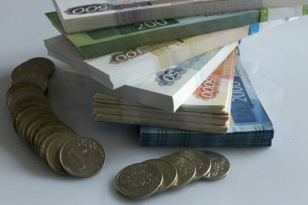 Челябинка получила более 1 млн рублей за несуществующего ребенка