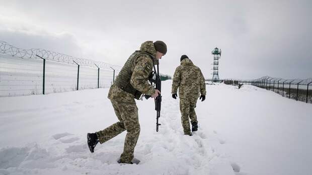 Украинские пограничники на границе с Россией в Харьковской области Украинские пограничники на границе с Россией в Харьковской области - РИА Новости, 1920, 13.02.2022
