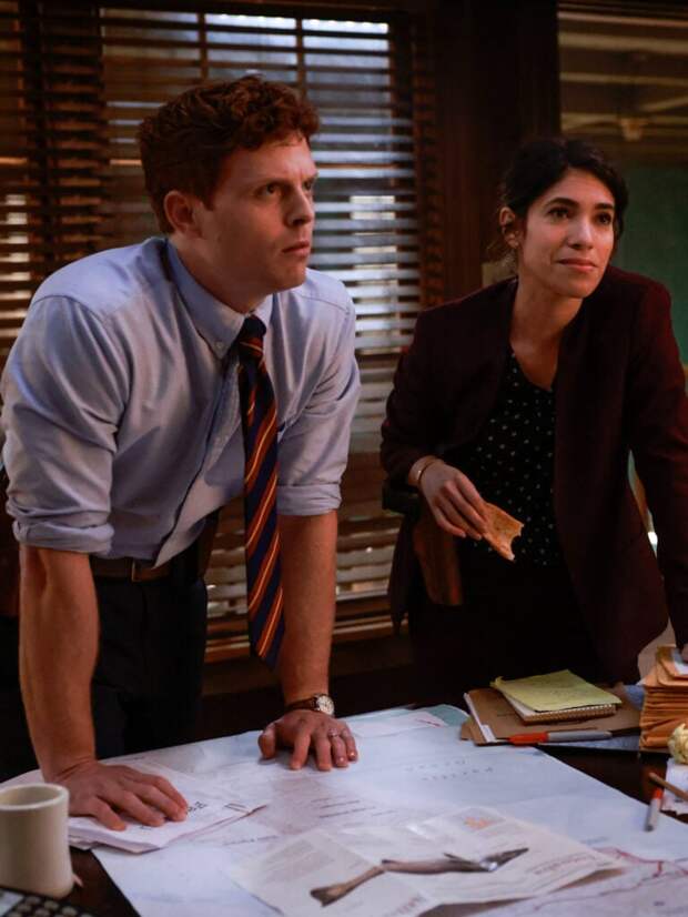 Caleb Foote as Bernard âRandyâ Randolf and Diany Rodriguez as Vera Strickland