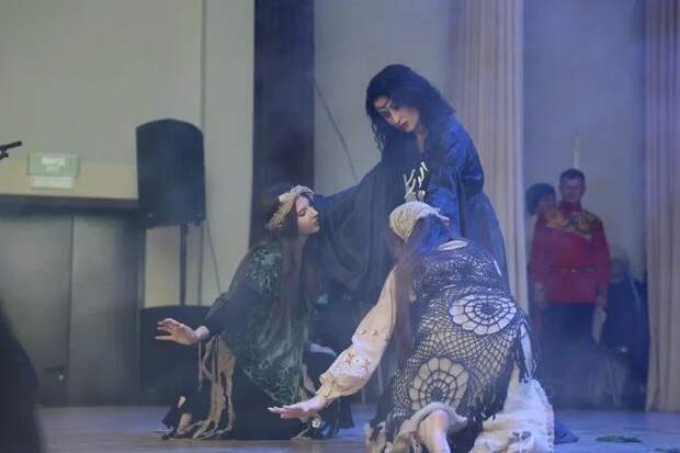 Молодежный театр «Наследие» из Красногвардейского района Адыгеи успешно выступил на региональном фестивале