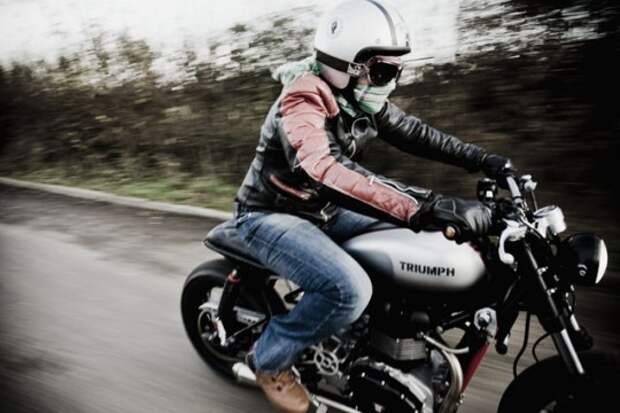 Triumph scrambler - S6