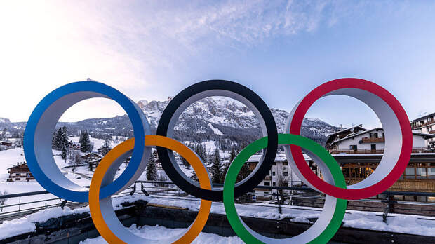 Тарпищев заявил, что будет стараться помочь российским спортсменам на Олимпиаде