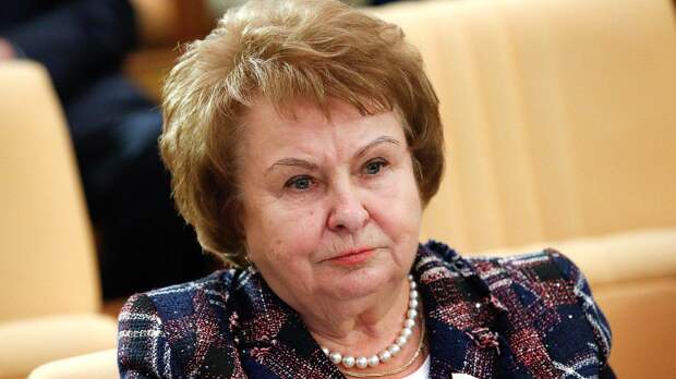 Депутат Пивненко: отдыхающих за границей чиновников нужно увольнять со службы