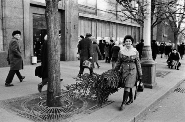 529188 На улице Горького 1971.jpg